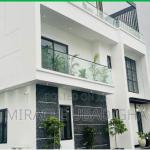 6bdrm Duplex in Mandamis Real Estate, Iyanganku for sale